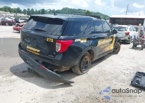 2021 Ford Police Interceptor z USA, uszkodzony, nr VIN 1FM5K8AC3MGC02007